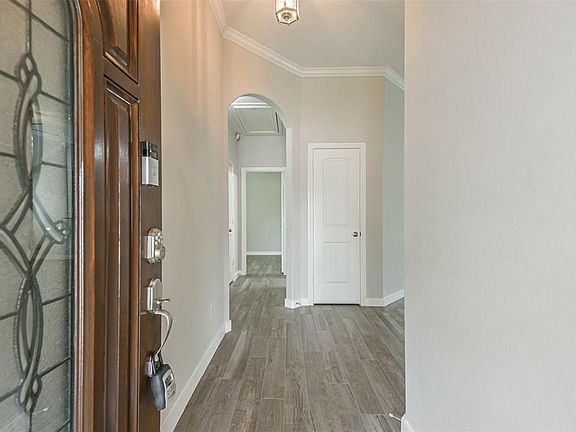 3rd image of 13706 Drakeford Ct