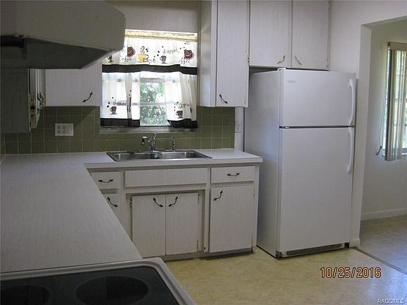 3rd image of 6185 W Pinedale Cir