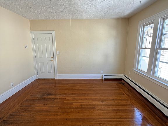3rd image of 64 Anthony St #L
