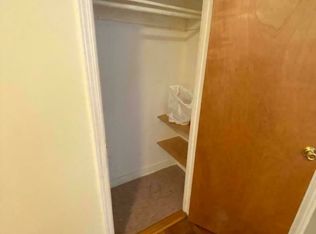 68-06 60th St #1R, Ridgewood, NY 11385