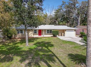 3941 Palm Dr, Leesburg, FL 34748