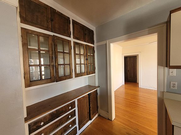 2nd image of 3608 N Seeley Ave Unit 1