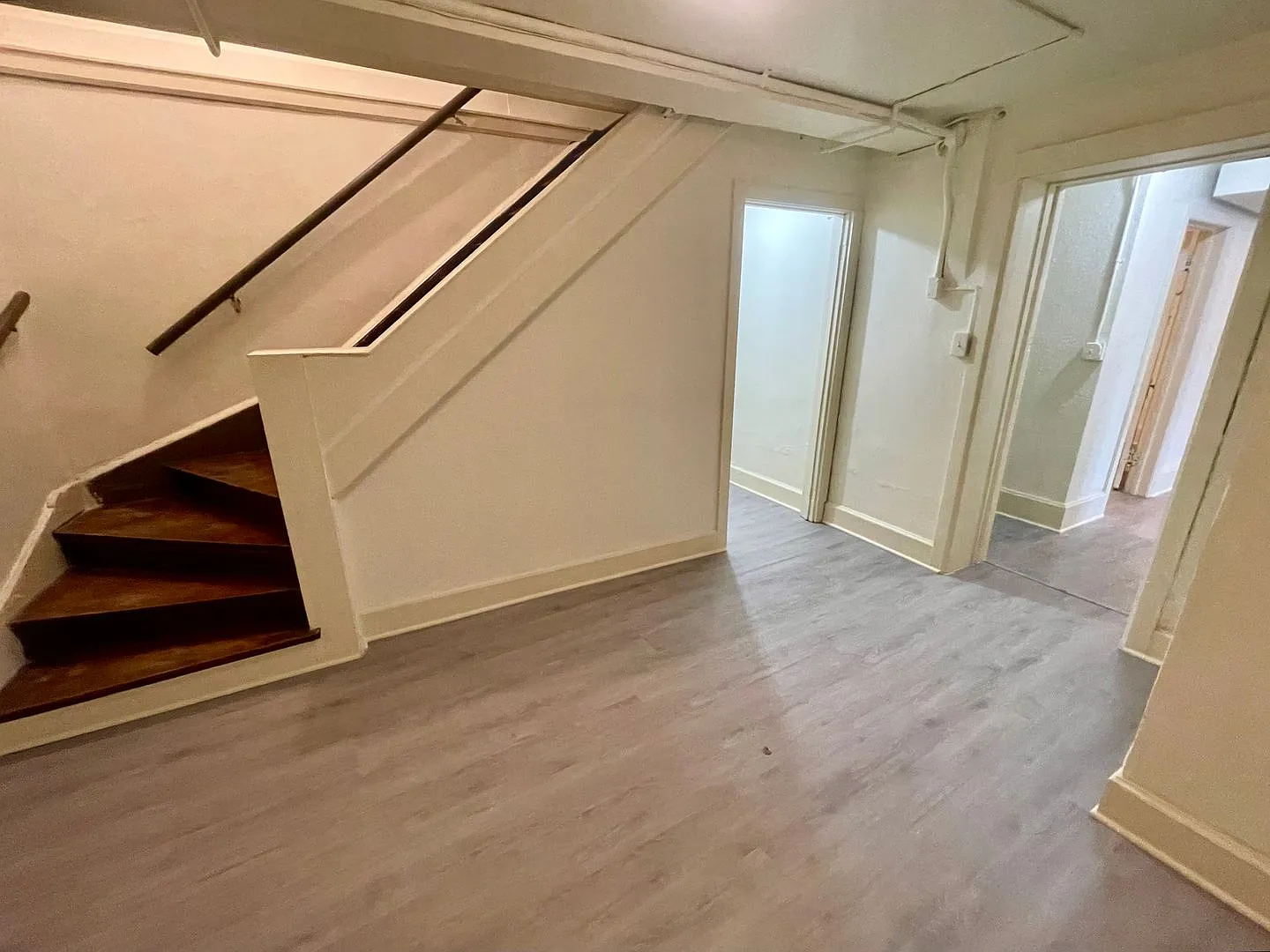 2320 E Belleview Pl. — Photo 2