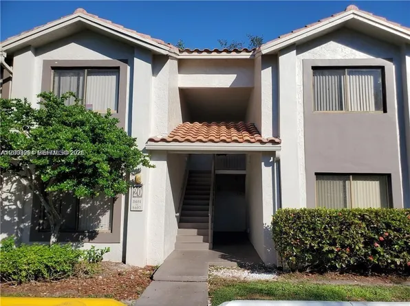 3204 Coral Lake Ln #3204, Pompano Beach, FL 33065