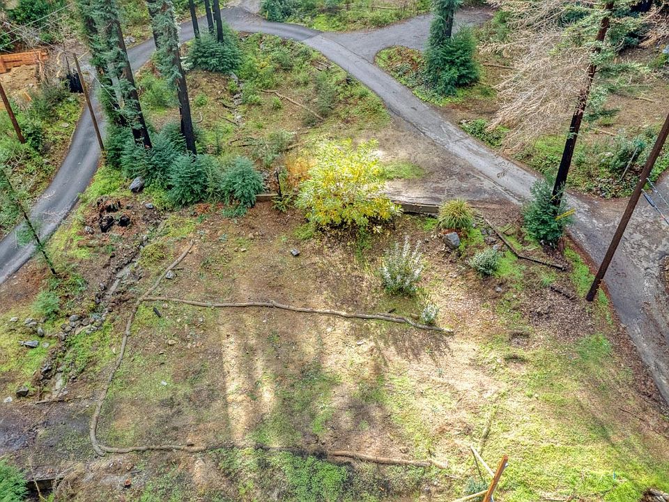 1st image of 614 Acorn Dr