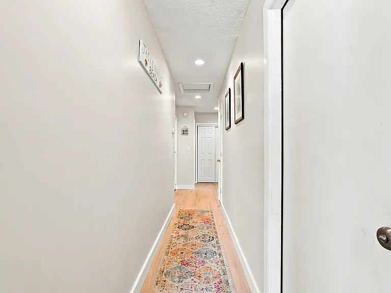 420 7th Ave S — Photo 11