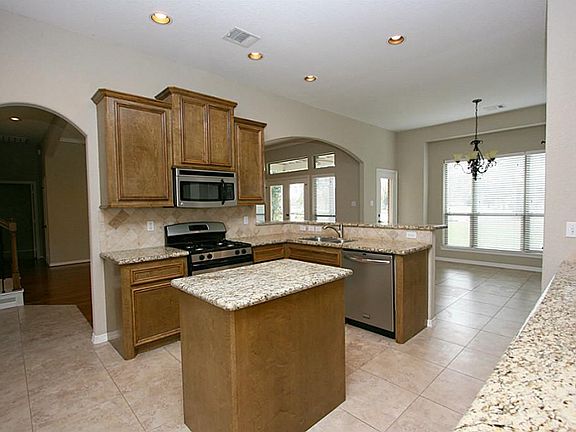 5th image of 13719 Fountainview Dr