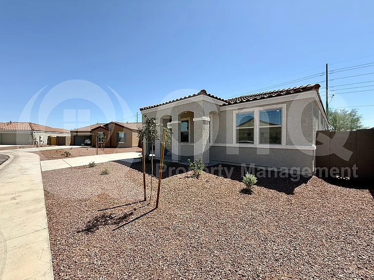 2636 N Milly Ln — Photo 2