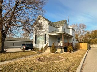 305 Saint Clair St, Chatham Kent, ON N7L3J8