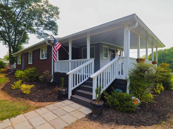 2814 Old Greenville Hwy, Central, SC 29630