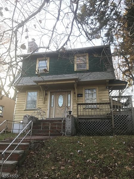 1st image of 663 Sanford Ave
