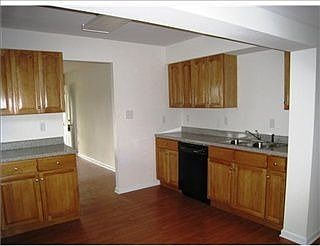 3rd image of 7212 Claiborne Ct