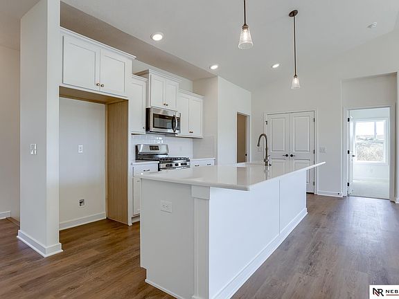 3rd image of 11338 Portage Cir