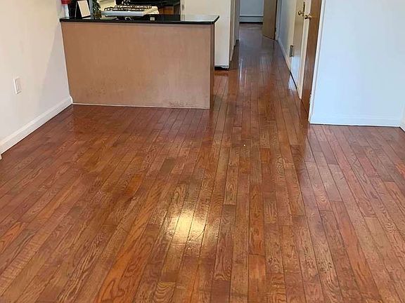 5th image of 14223 37th Ave #77