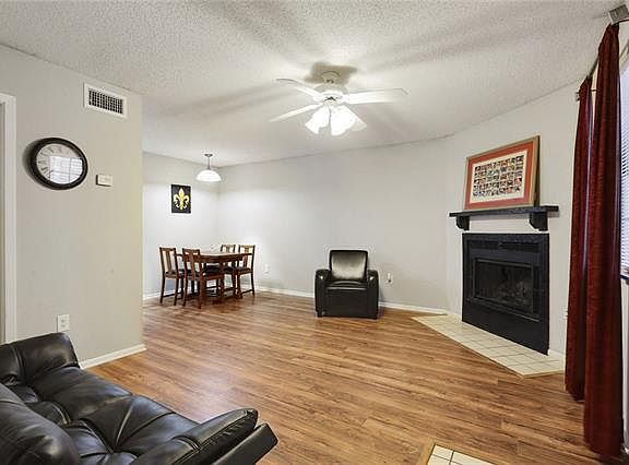 3rd image of 725 Heavens Dr APT 7