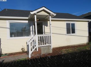 1070 Deer Island Rd, Saint Helens, OR 97051