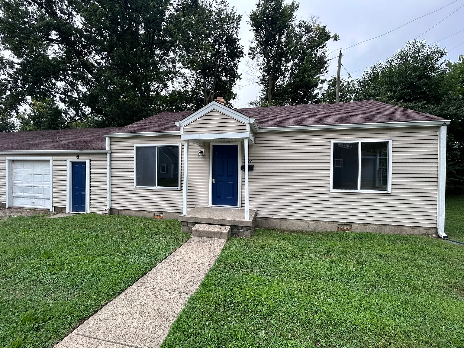 2 bed, 816 sqft, $1,400 — Photo 1