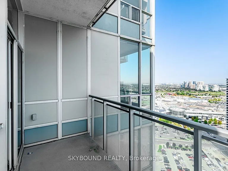 220 Burnhamthorpe Rd W #3202 — Photo 25