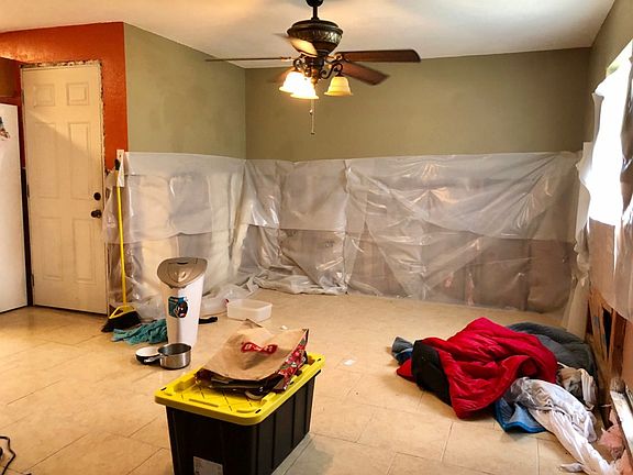 4th image of 4139 Blackberry Ln