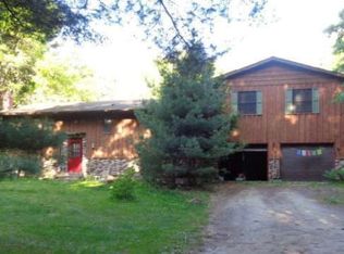 17960 Rutgers St NE, Columbus, MN 55025