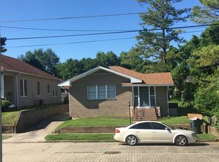 737 Thomas St, Vicksburg, MS 39180