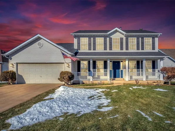 34 Seabiscuit Dr, Saint Charles, MO 63301