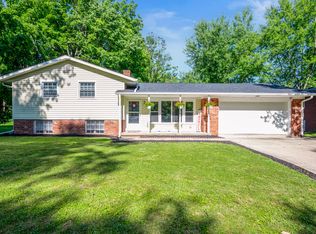 911 Bittersweet Ln, Anderson, IN 46011