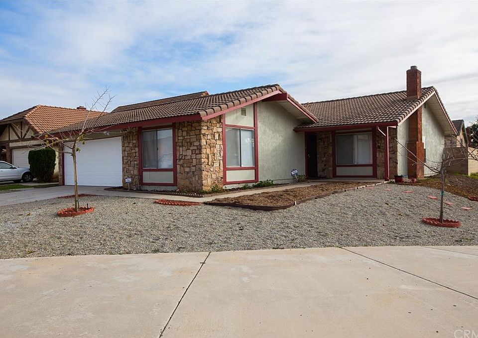 1st image of 23265 Park Valley Dr