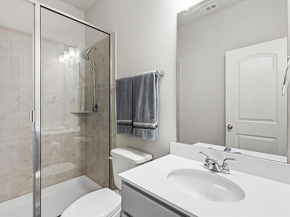 5th image of 702 Matador Ln