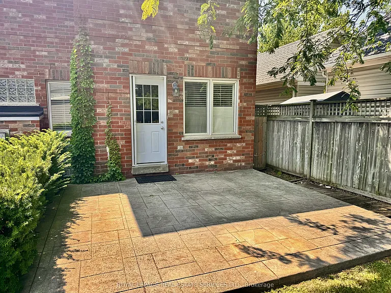2401 Ennerdale Rd — Photo 24