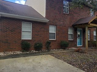 605 Sir Knight Ct, Clemmons, NC 27012