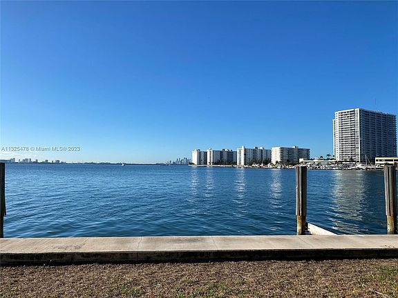 5th image of 1990 Bay Dr APT 9