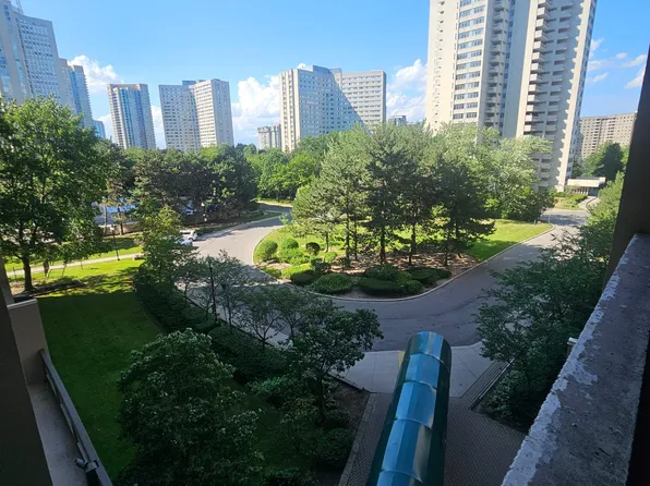 3590 Kaneff Cres, Mississauga, ON
