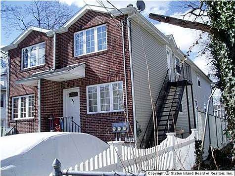 3rd image of 274 Pulaski Ave