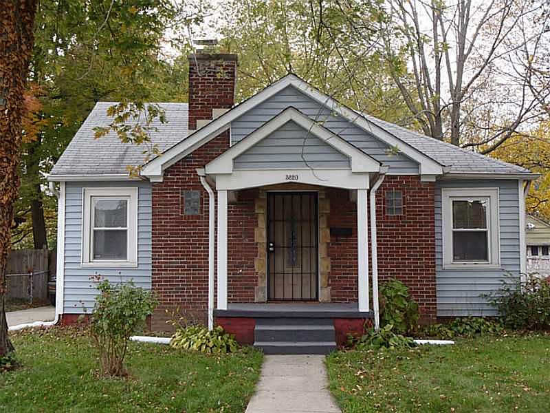 1st image of 3820 Kinnear Ave