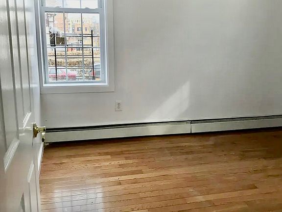 2nd image of 2055 Hermany Ave Floor 3