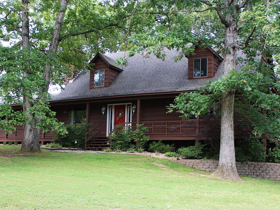 1st image of 141 Marigold Ln