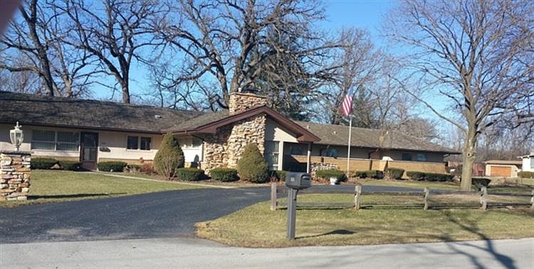 1st image of 300 Brookwood Dr