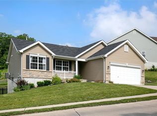2328 Appaloosa Trl, High Ridge, MO 63049