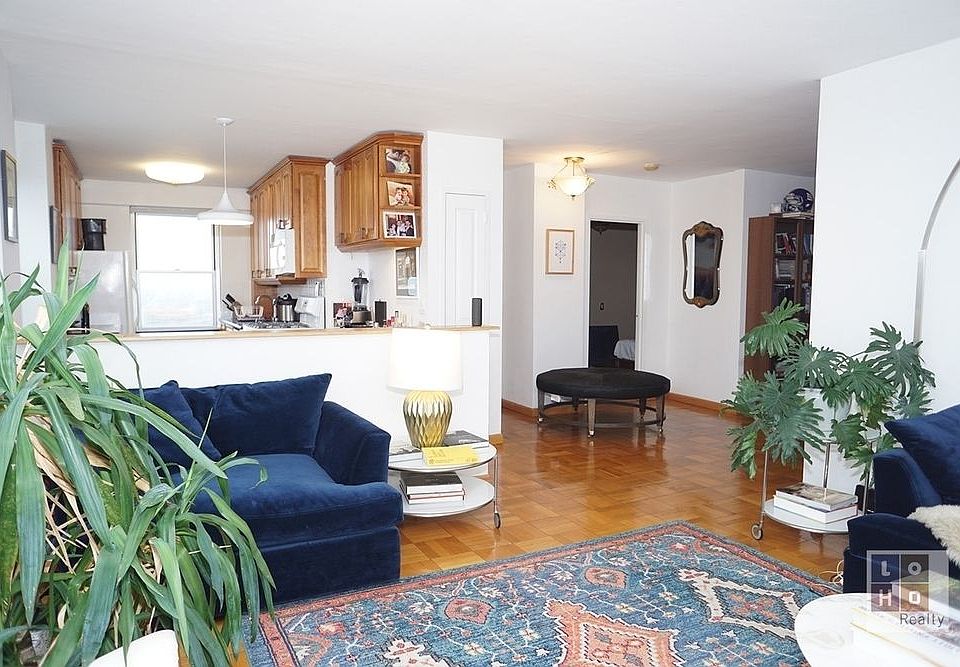 1st image of 570 Grand St #M2106