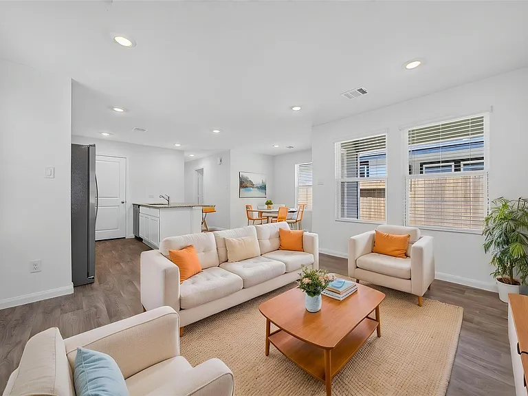 11923 Detar Ct — Photo 9