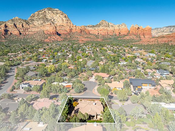 3rd image of 2285 Edgewood Drive