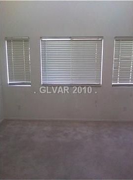 4th image of 11964 Giles St