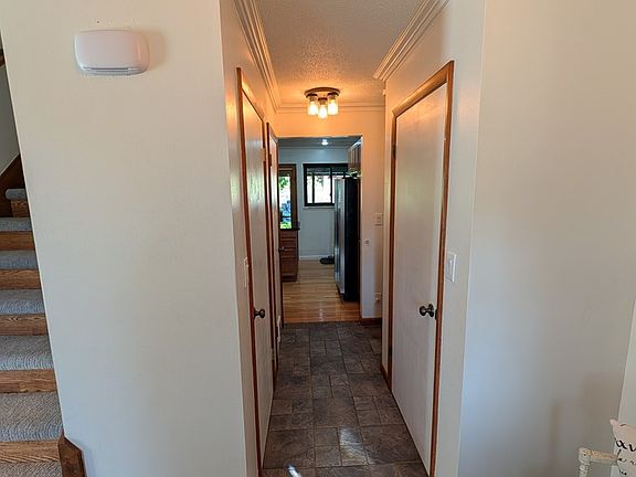 5th image of 8660 Hillcrest Rd