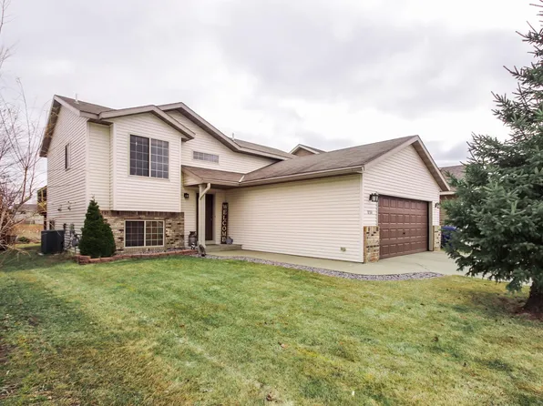 1150 Yellowstone Ave, Saint Cloud, MN 56303