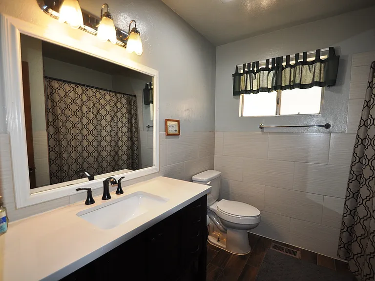 20415 Pine Mountain Dr — Photo 25
