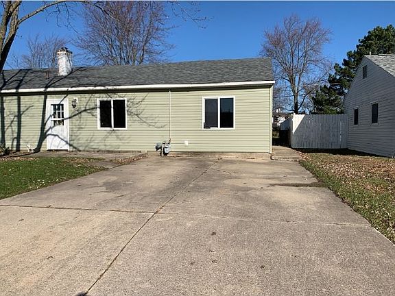 2nd image of 704 E Linda Layne