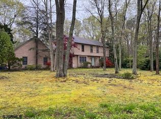 10 Clipper Ct, Galloway, NJ 08205