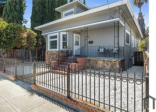 4 bed, 1492 sqft, $5,400 — Photo 1