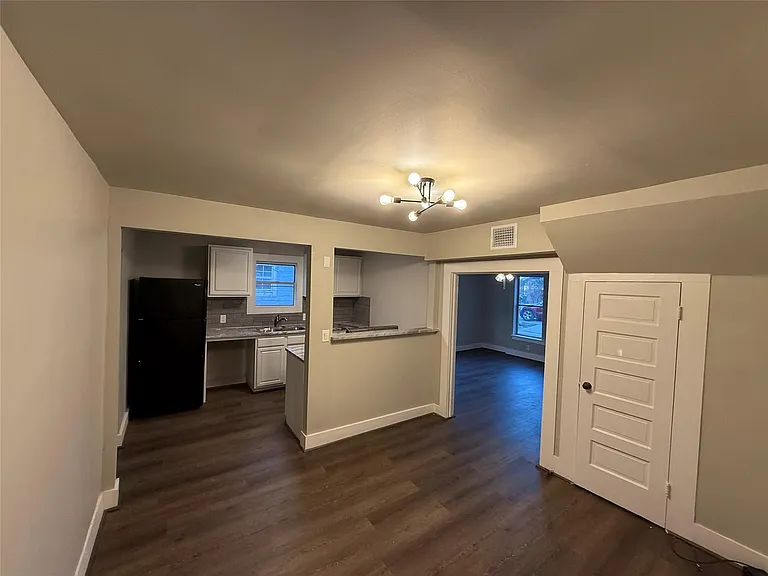 4103 Delhi St — Photo 21